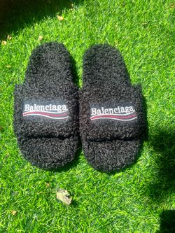 Black balencigia slides fur