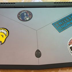 Alienware 15R3 Gaming laptop (for parts)