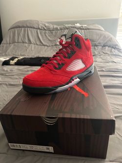 Jordan 5 “Raging Bull”