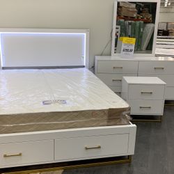 Moda 4PC White Queen Bedroom Set (Bed Not Included)