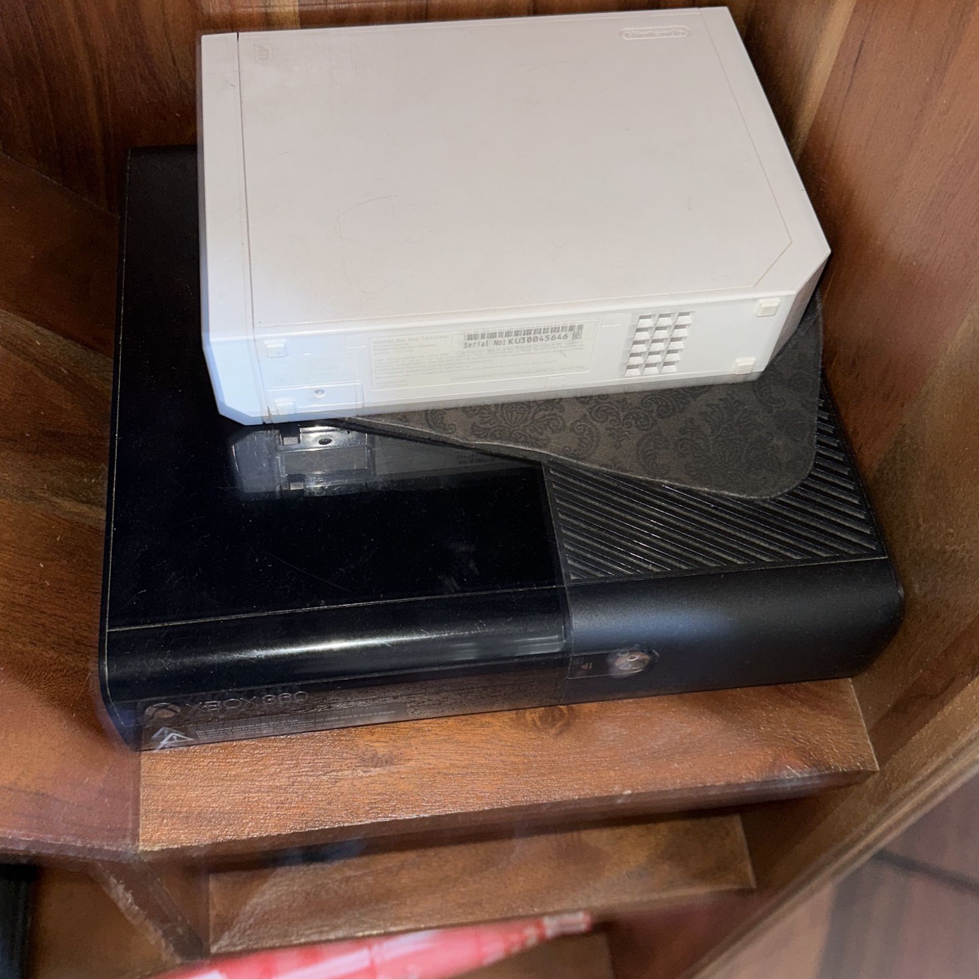 Xbox 360 And Wii