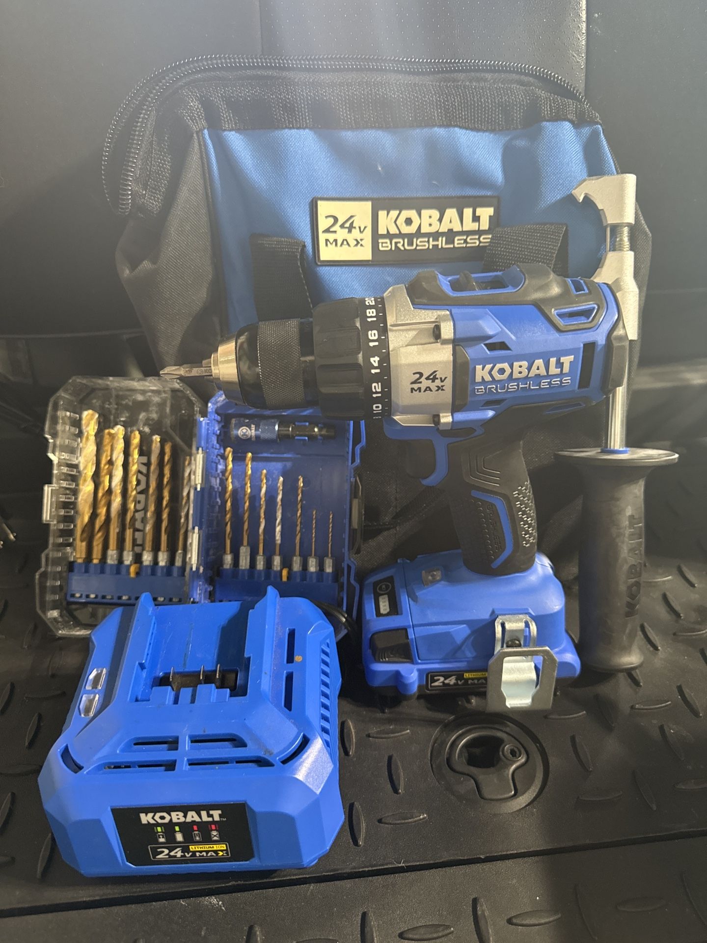 Kobalt 24V Max Brushless Drill Set w/ Battery, Charger, Bits & Bag