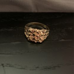 10kt Nugget Ring Size 7 1.8 Grams