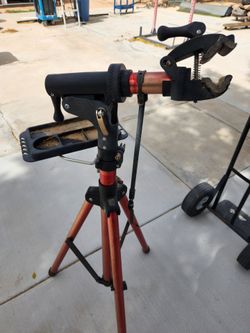 Bike repair stand
