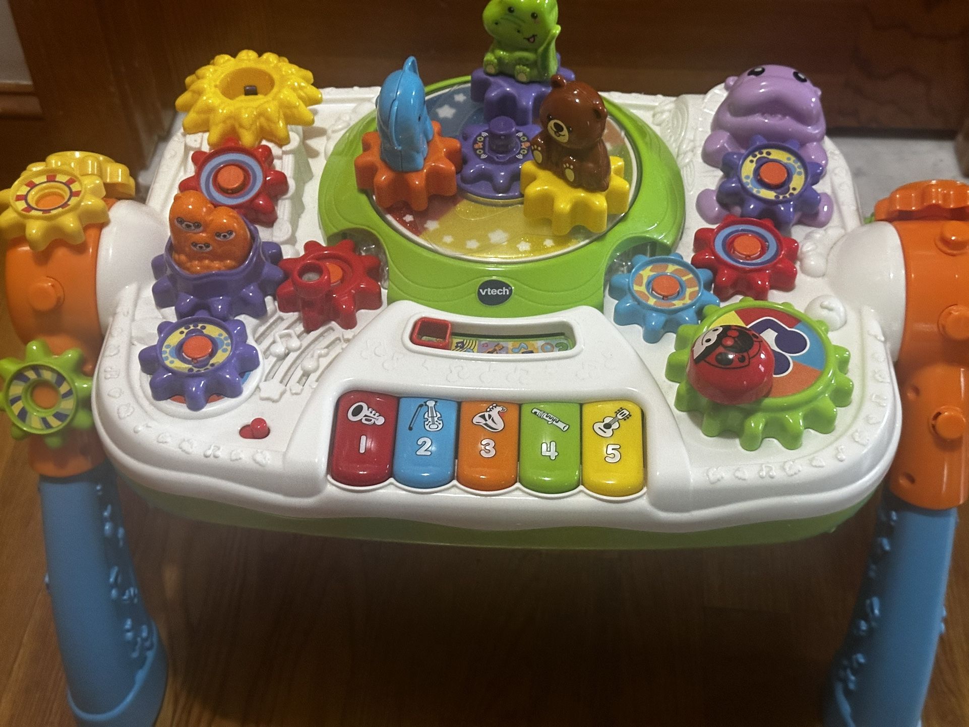 V Tech Activity Table