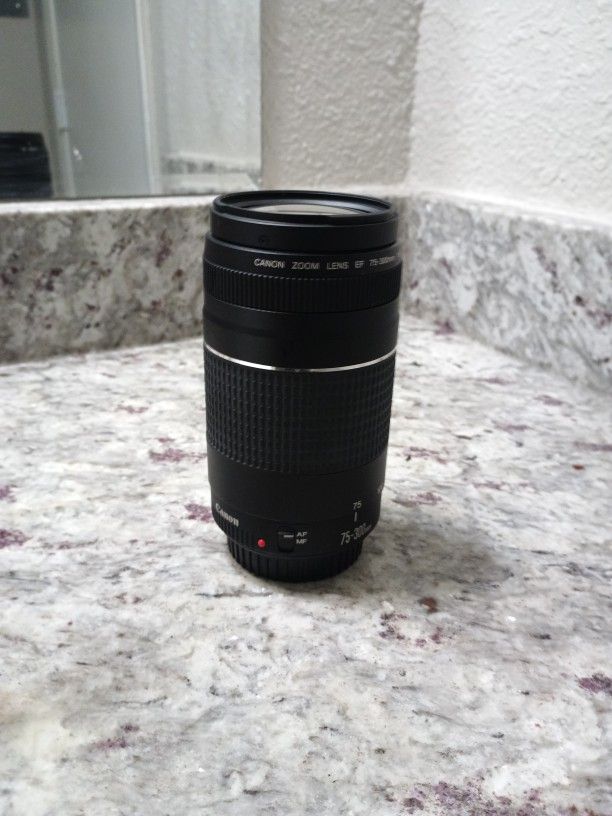 Canon Z00M Lens Ef 75-300mm