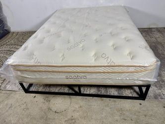 LIKE NEW - Queen Saatva Classic Plush Mattress - Delivery Available 