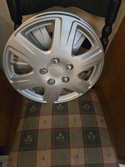 15" hub caps , quantity of 2
