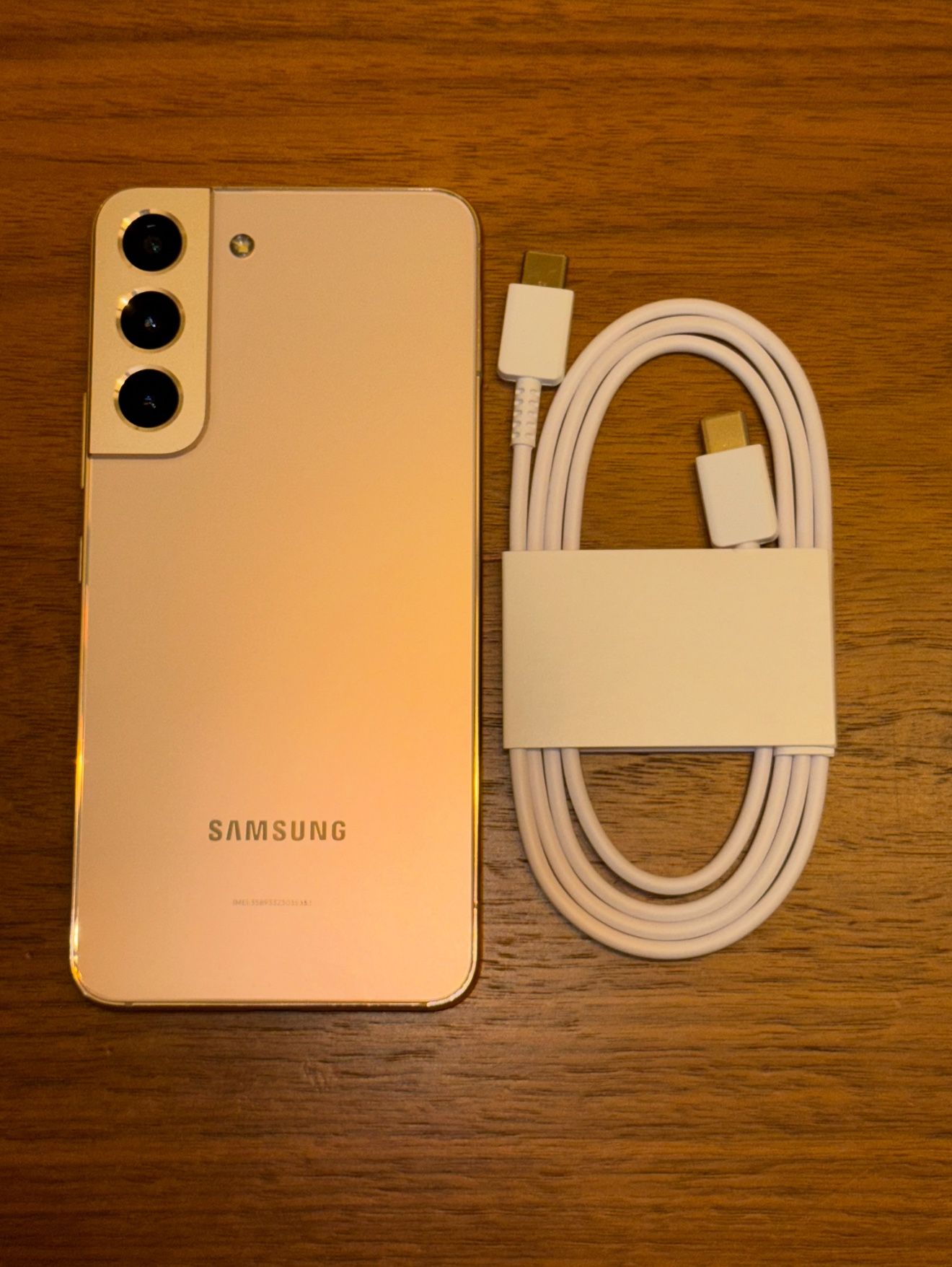 Galaxy S22 | 128GB | Unlocked (Any Carrier)