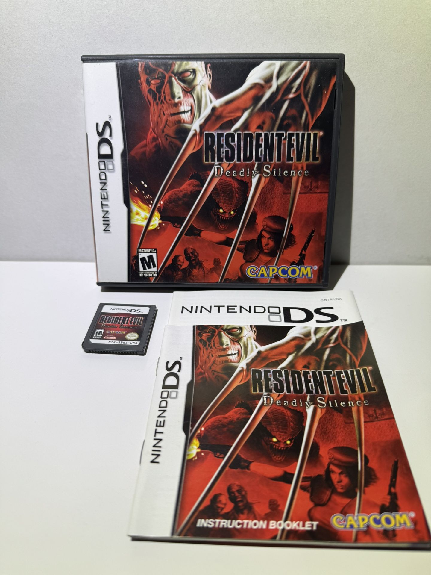 Resident Evil Deadly Silence Nintendo DS Complete in Box CIB Authentic / Tested
