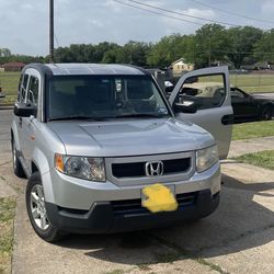 2010 Honda Element