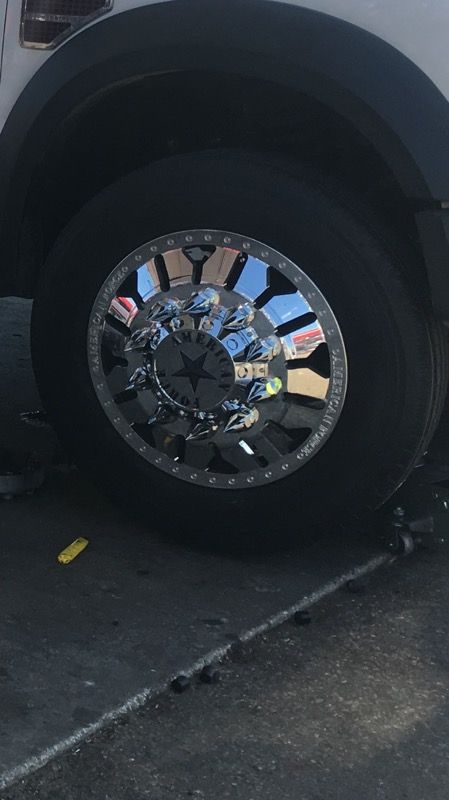 American force 22.5 wheels and tires