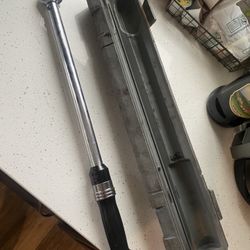 Torque Wrench 