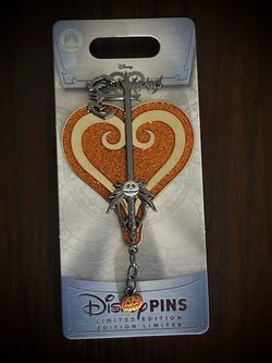 Disney Pins Kingdom Hearts Jack Skellington Keyblade Limited Edition Pin