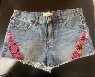 Free People Medium Wash Indigo Y2K Low Rise Cut off Denim Shorts size 25