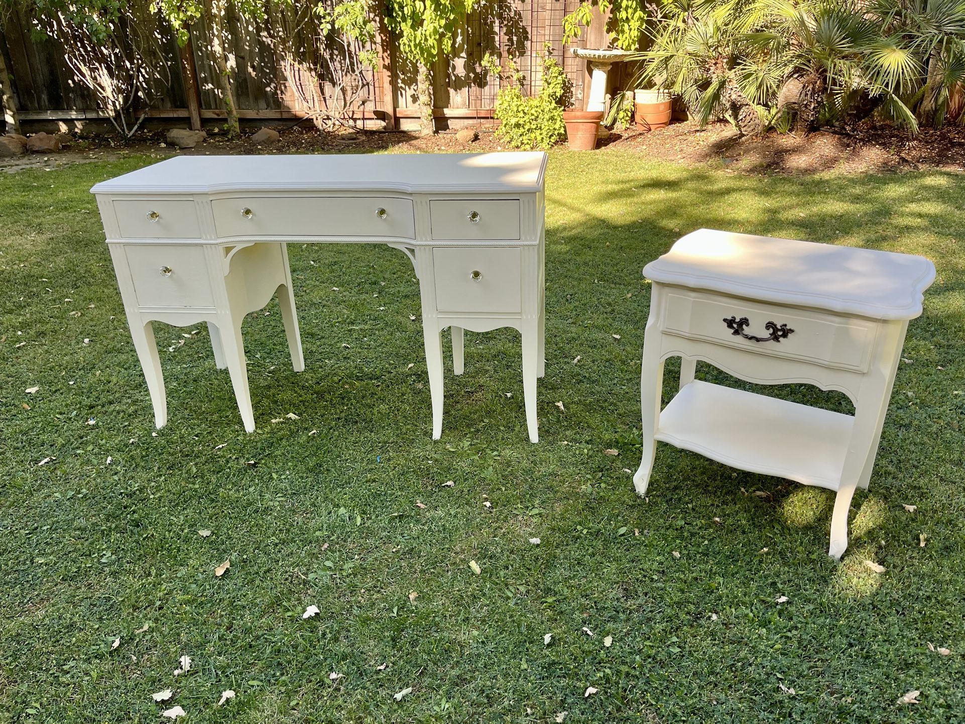 Girls’ Bedroom Furniture - Desk and Side Table