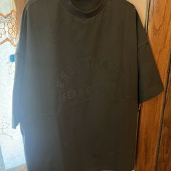 Essentials Shirt 40$ Bought This Medium Size But First Like A 2xl 