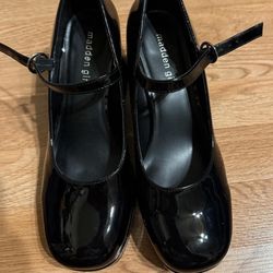 Madden Girl Black Heels 