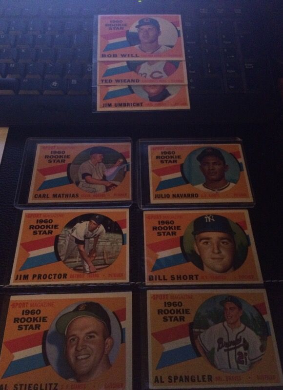 Lot of 9 1960 topps rookie cards