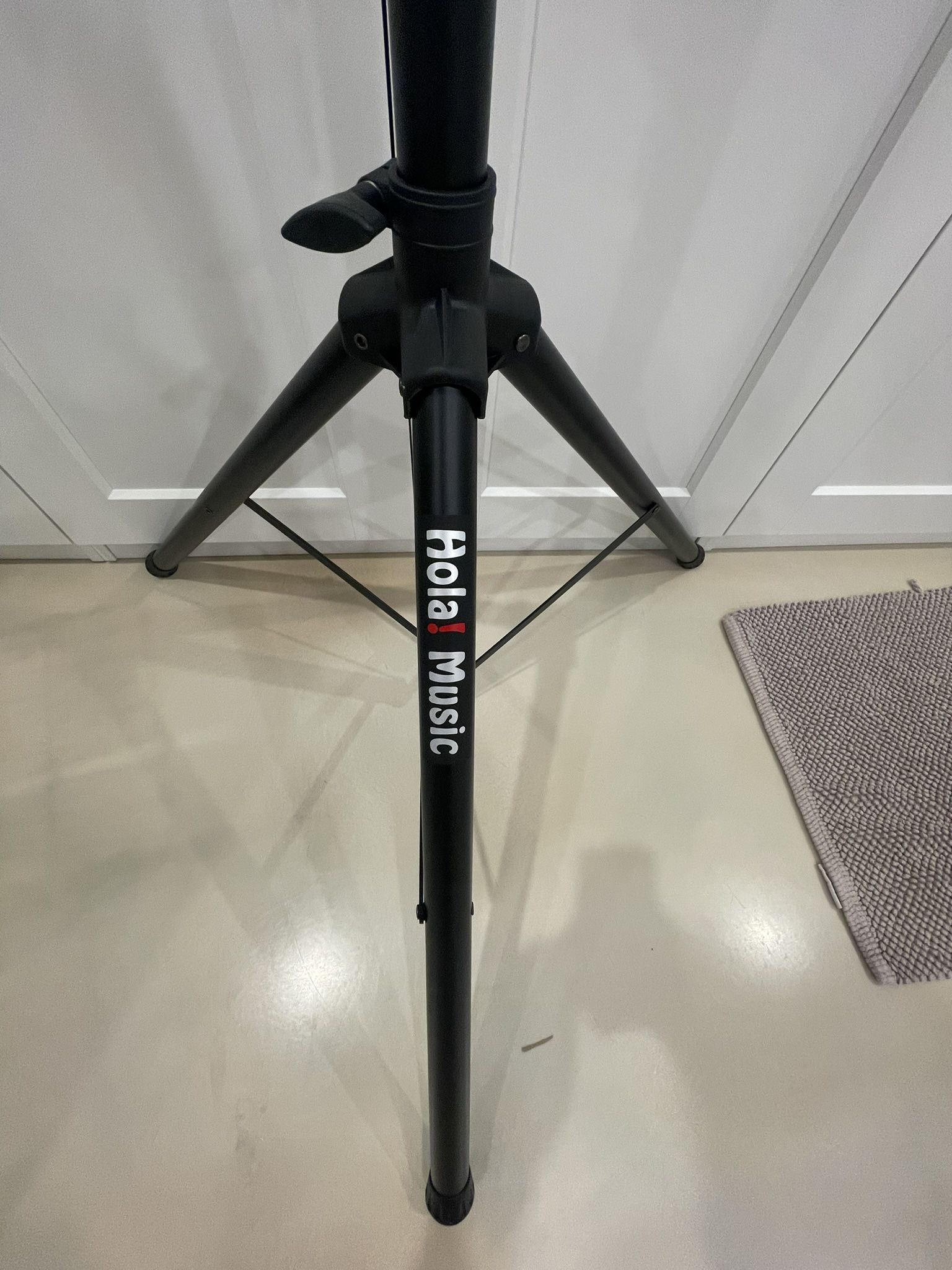 Speaker Stand