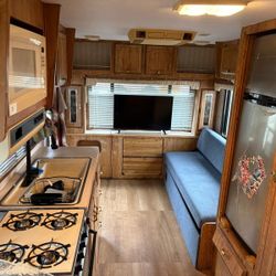 RV Skyline Aljo Alliance 1988 Camper