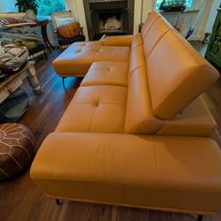 New Luxury Sectional Couch / Free Delivery 