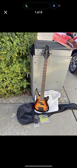 Electric bass guitar 🎸 new