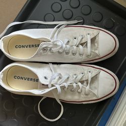 Lightly Used Low Converses