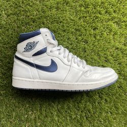 Jordan 1 “Metallic Navy”