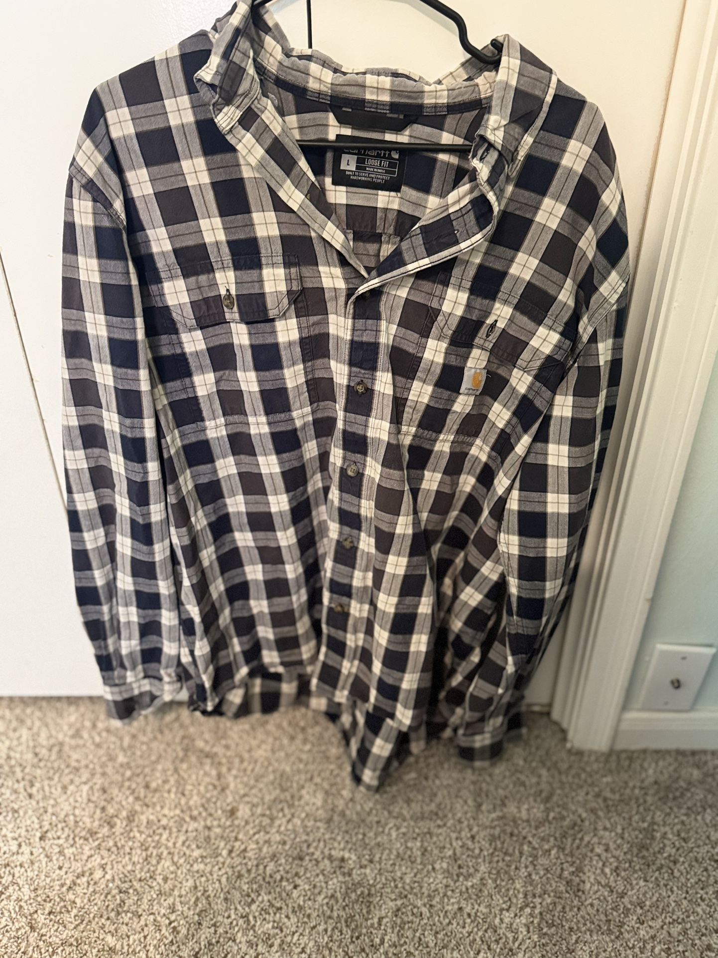 Carhartt Men's Size L Plaid Button-Up Shirt Loose Fit Long Sleeve