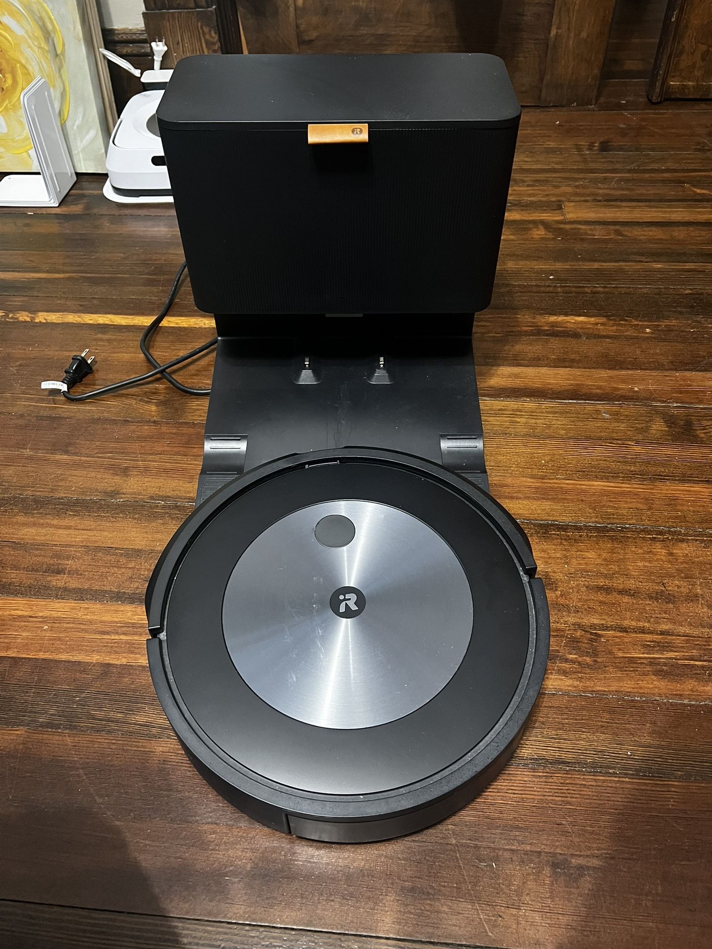 iRobot Vacuum J7+