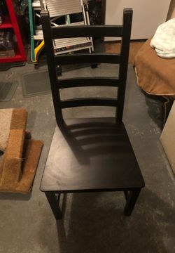 Wooden kitchen chairs x2