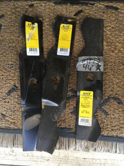 Lawnmower blades