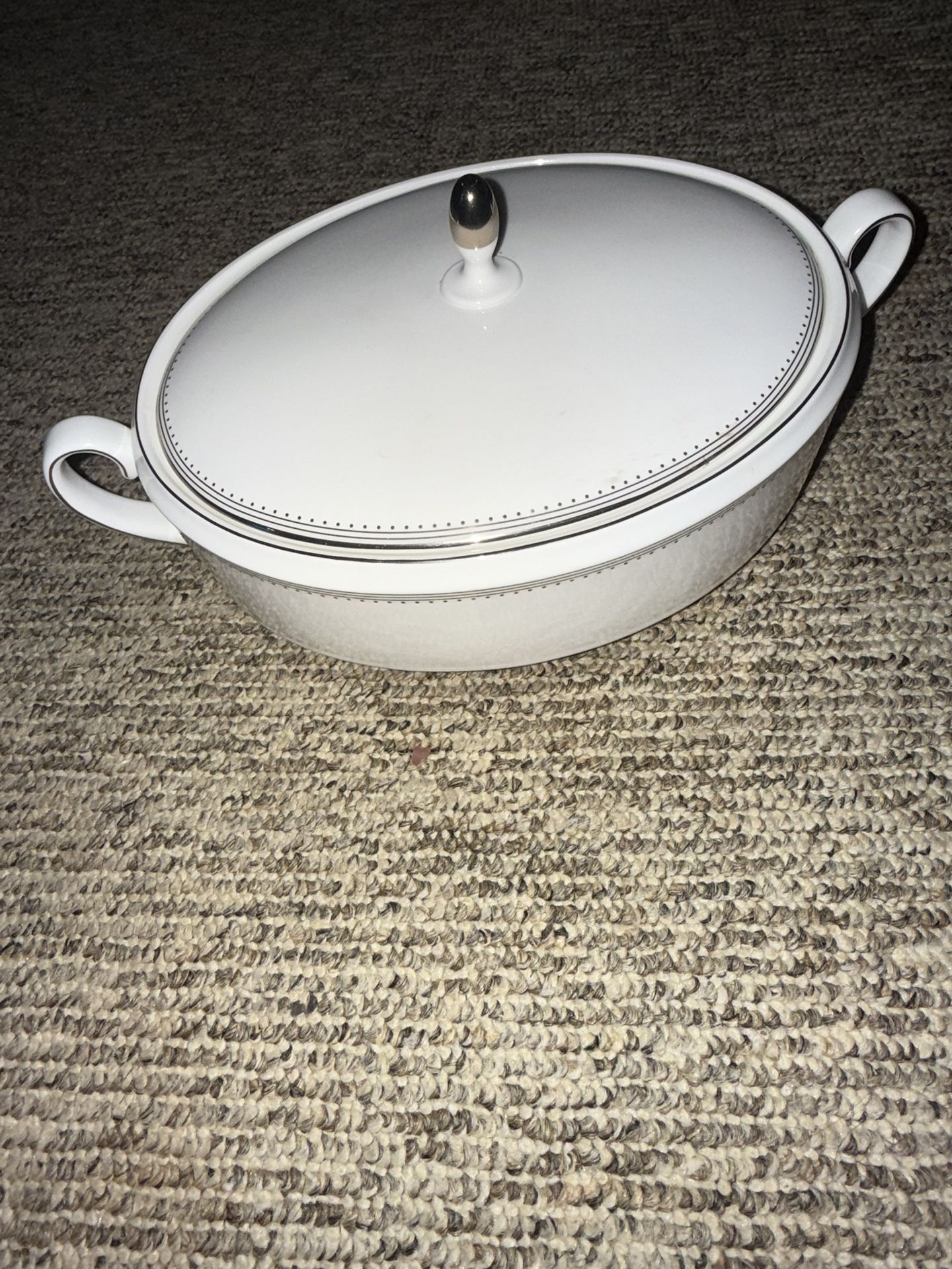 Wedgwood X Vera Wang Grosgrain Bone China Serving Dish-NWOT!