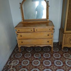 Vintage Tiger Oak Dresser Wit Mirror And Wheels