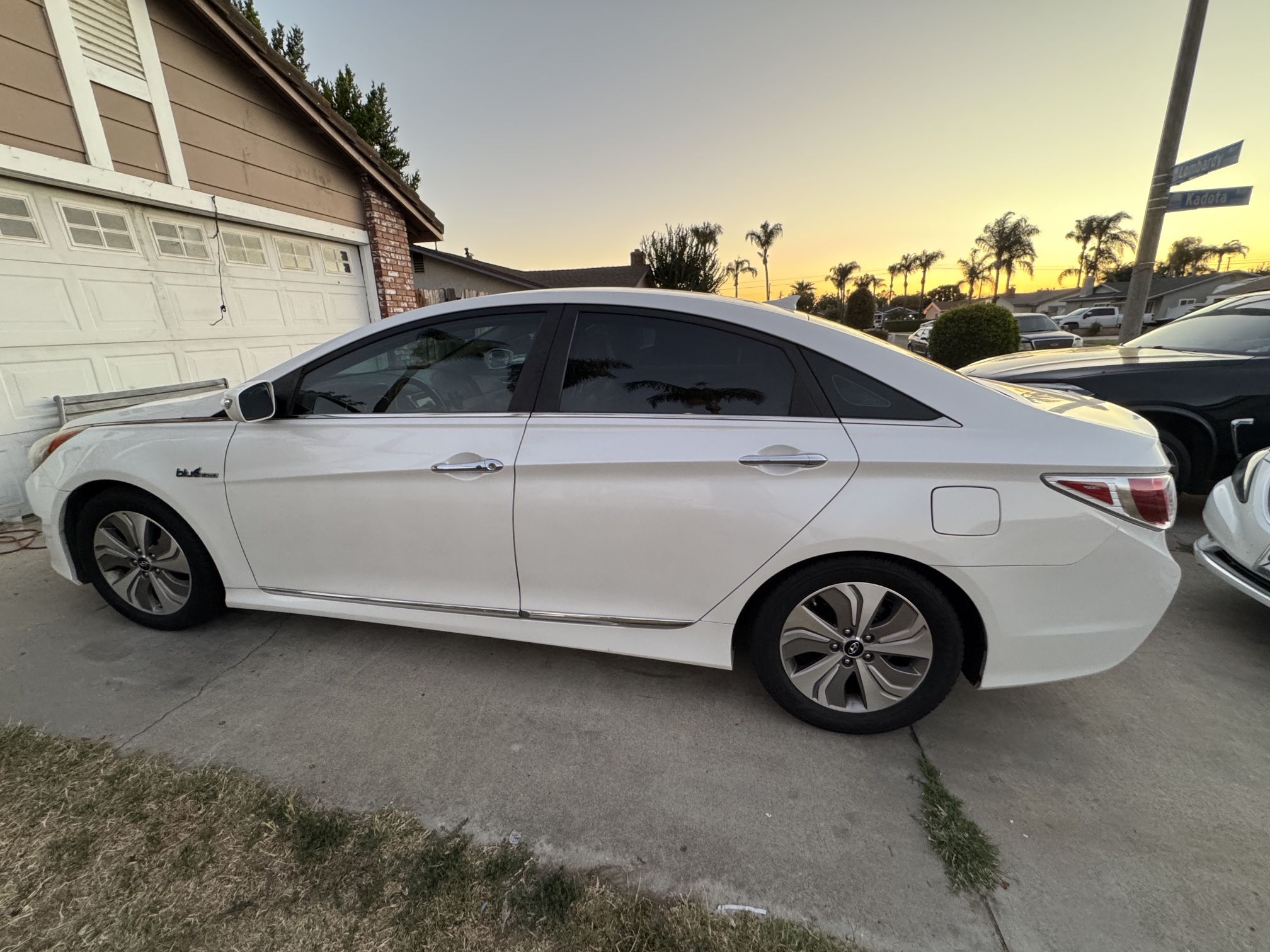 2013 Hyundai Sonata Hybrid