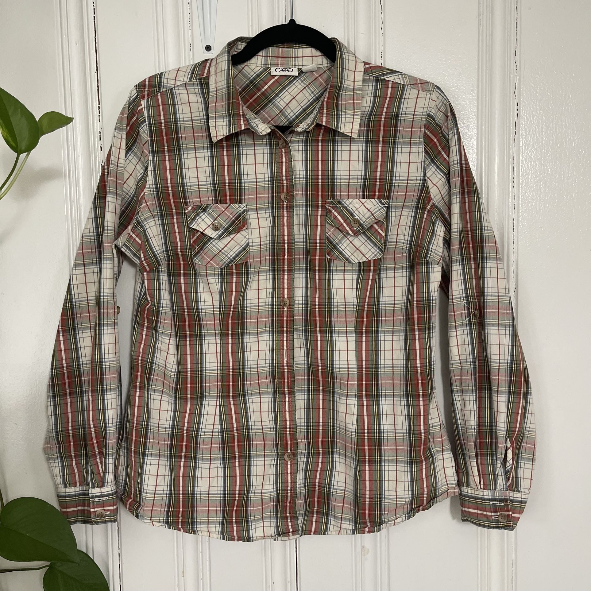 CATO Women's Cream Plaid Long Roll Tab Sleeve Button up Pockets Shirt Size M