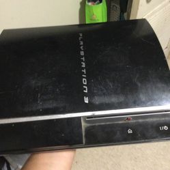 PS3 Fat 2nd One I’m Selling This One Is Broken Shows Red Light Won’t Go Green Use It For Parts Or Try To Fix It 