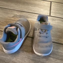 Girls nike shoes
