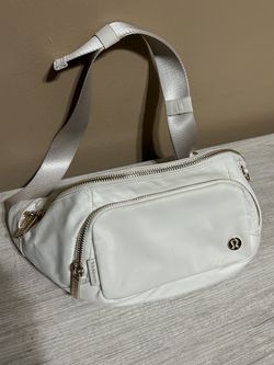 Lululemon Fanny Bag