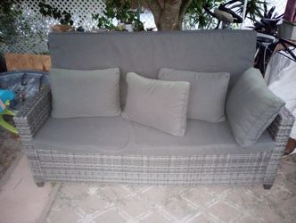 Outdoor Patio Seater 