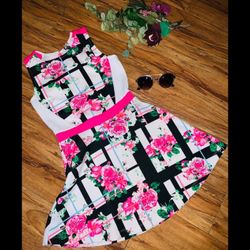 NWOT  Beautiful floral fit flare dress 