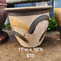 Terracotta plant pot with glaze detail
11"w x 10"h