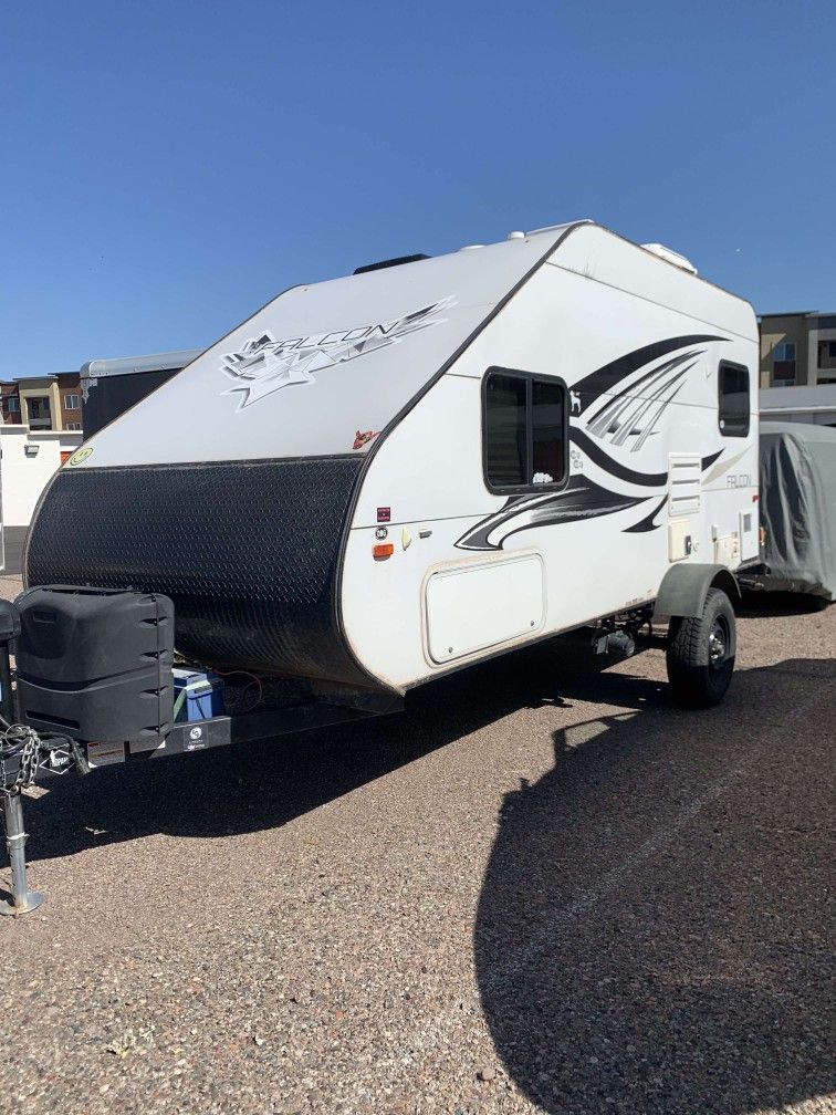 2018 Travel Lite RV Falcon F-20