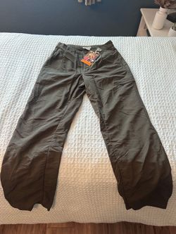 Royal Robbins women’s outdoor/travel pants - Size 4