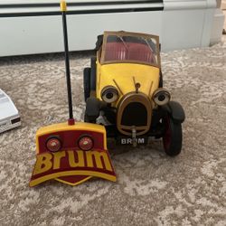 Radio Shack Yellow Brum Convertible Car 60-2797 Vintage Ragdoll 2003