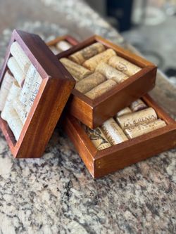 4 piece set wine Cork Coaster set