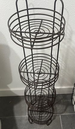 Storage shelf