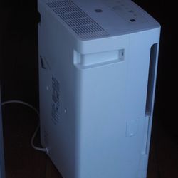 Dehumidifier GE 50 Pints.
