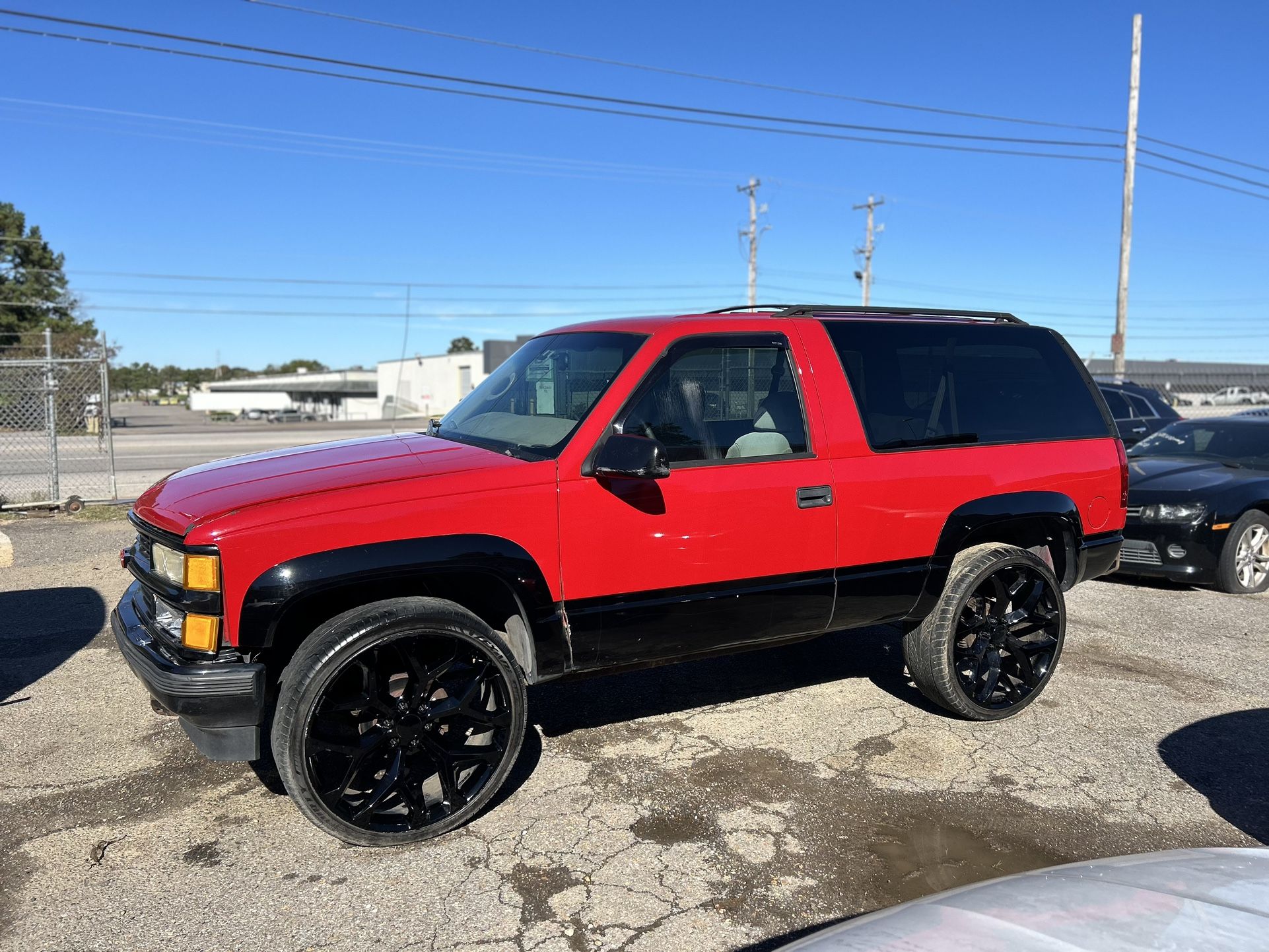 99 2dr Tahoe 26in Rims